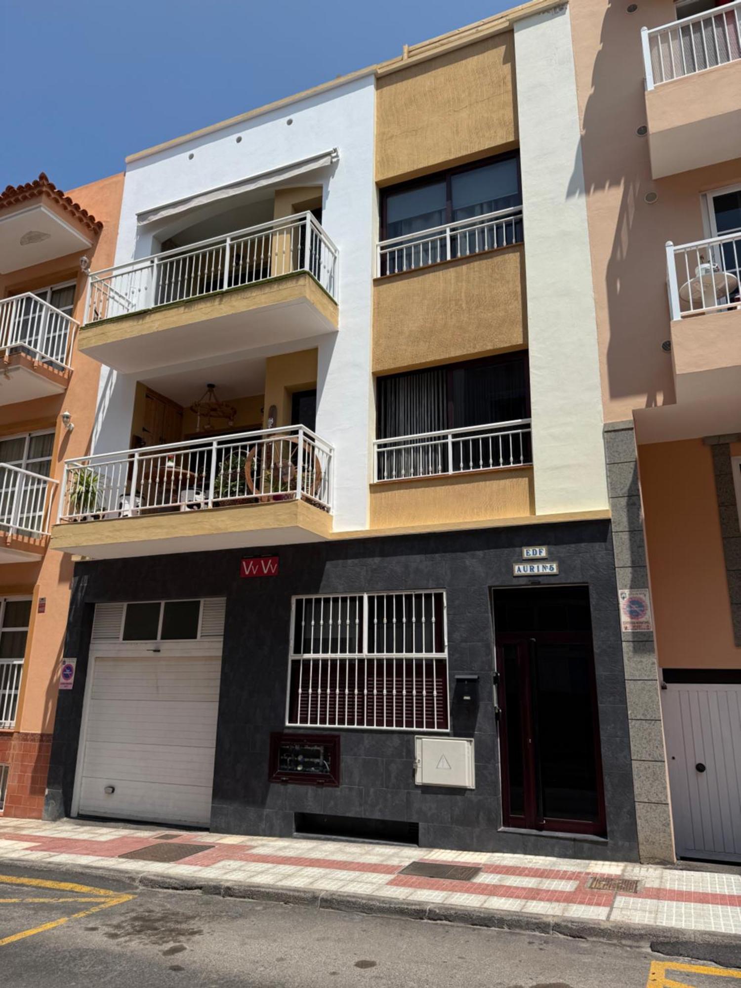 Apartamento Brisas Del Sur - Oasis Tenerife Sur Плая де Сан Хуан Екстериор снимка